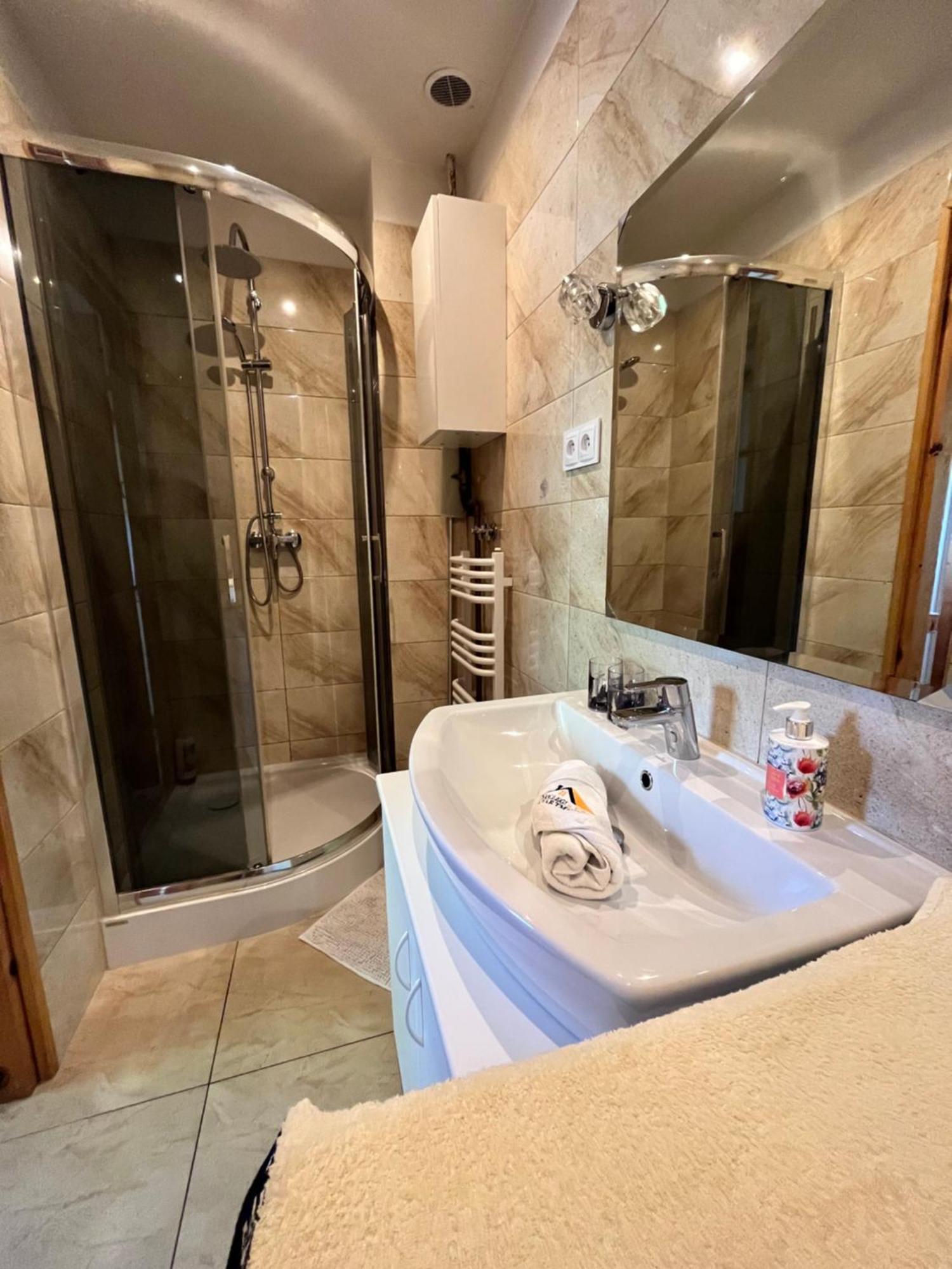 Apartament U Doroty Sanok Ngoại thất bức ảnh